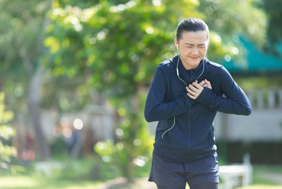 Bài học từ những trường hợp ngã quỵ khi chơi thể thao - 2 Bài học từ những trường hợp ngã quỵ khi chơi thể thao - 2