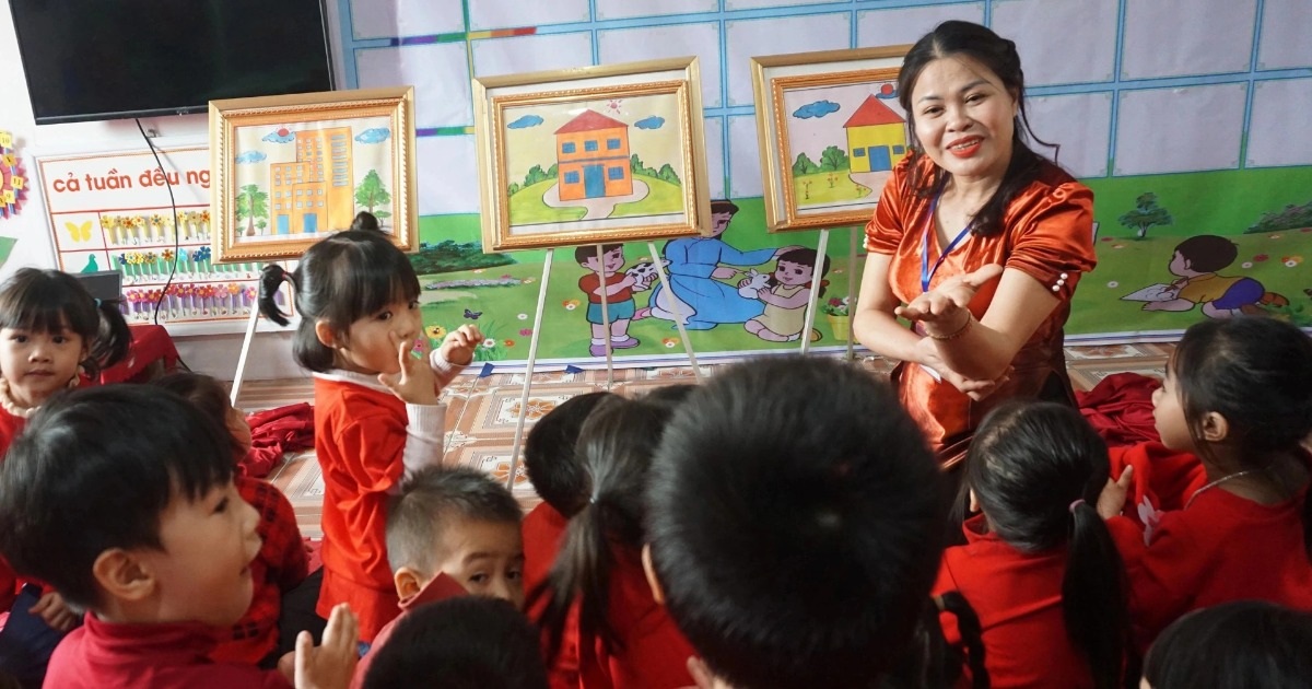 Thống nhất giảm tuổi nghỉ hưu giáo viên mầm non...