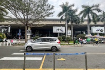 Đổi điểm đón xe công nghệ tại ga quốc tế sân bay Tân Sơn Nhất