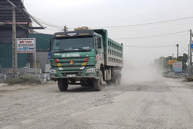 Ninh Bình: Cận cảnh tuyến đường hơn 100 tỷ đồng chưa bàn giao đã “nát bét”!