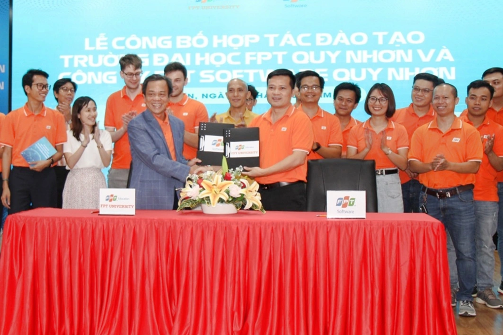 Chuyển đổi số để nâng cao chất lượng cuộc sống xã hội - 2 Chuyển đổi số để nâng cao chất lượng cuộc sống xã hội - 2