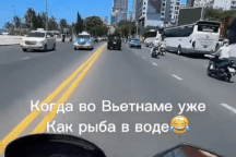 Cảnh sát vào cuộc vụ du khách lái mô tô náo loạn đường phố Nha Trang