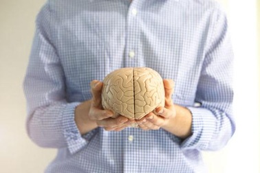 Cấy ghép não người để "trường sinh bất lão"