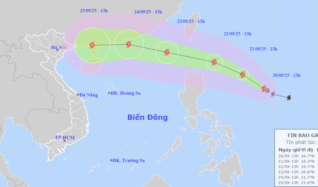 Bão Ragasa tăng 4 cấp sau một ngày - 1 Bão Ragasa tăng 4 cấp sau một ngày - 1