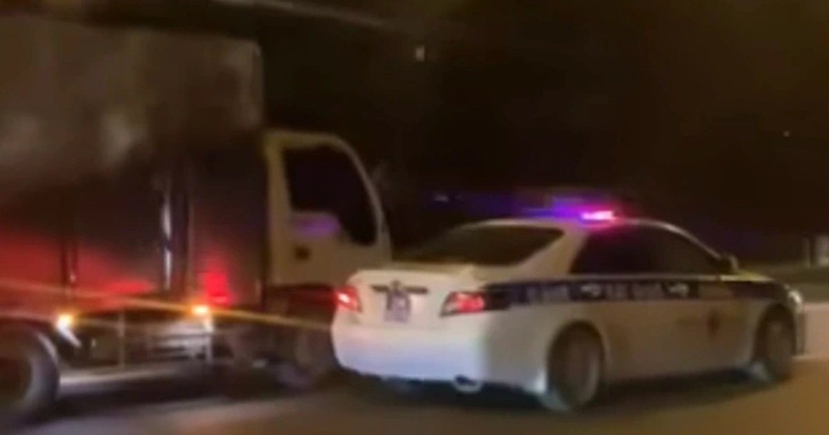 Tạm giữ hình sự tài xế xe tải "đuổi bắt" với CSGT trên đại lộ Thăng Long