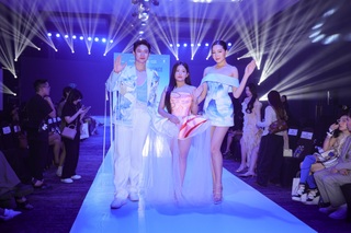 Á hậu Châu Anh trở lại thảm đỏ đầy quyến rũ sau khi được thăng hàm Trung úy - 13