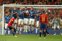 Lịch sử đối đầu Tây Ban Nha - Italia: Cuộc chiến duyên nợ