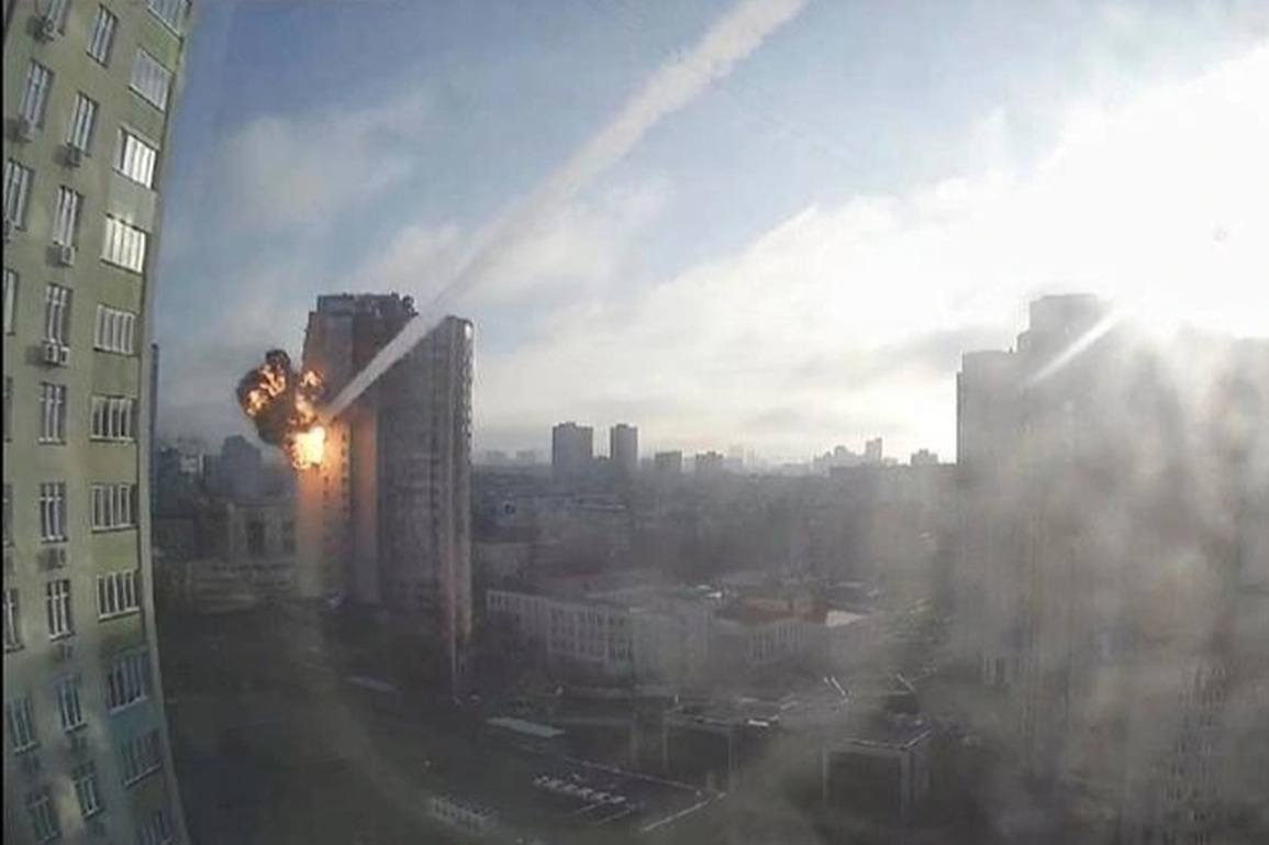 Ukraine bác tối hậu thư, Nga tấn công từ mọi hướng - 1 Ukraine bác tối hậu thư, Nga tấn công từ mọi hướng - 1
