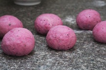 Độc đáo bánh pizza làm từ quả thanh long