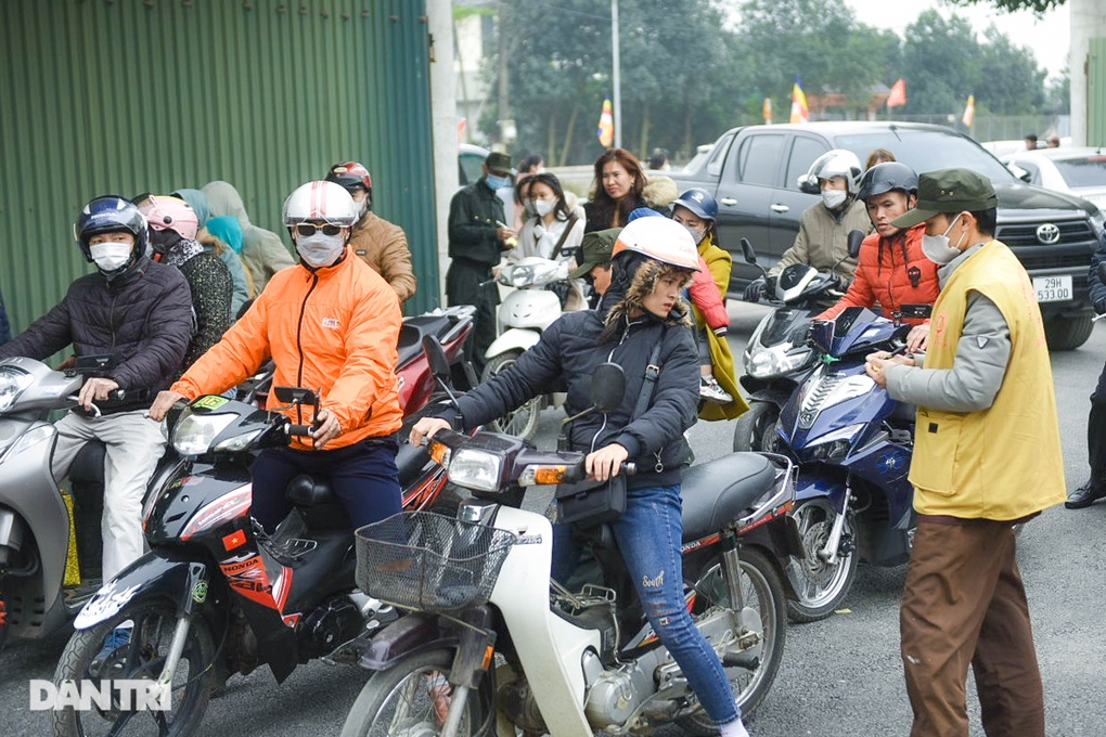 Ngôi chùa Hà Nội có tượng Phật cao bậc nhất Đông Nam Á đón vạn khách/ngày - 10 Ngôi chùa Hà Nội có tượng Phật cao bậc nhất Đông Nam Á đón vạn khách/ngày - 10