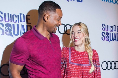 Will Smith tươi trẻ bên đồng nghiệp