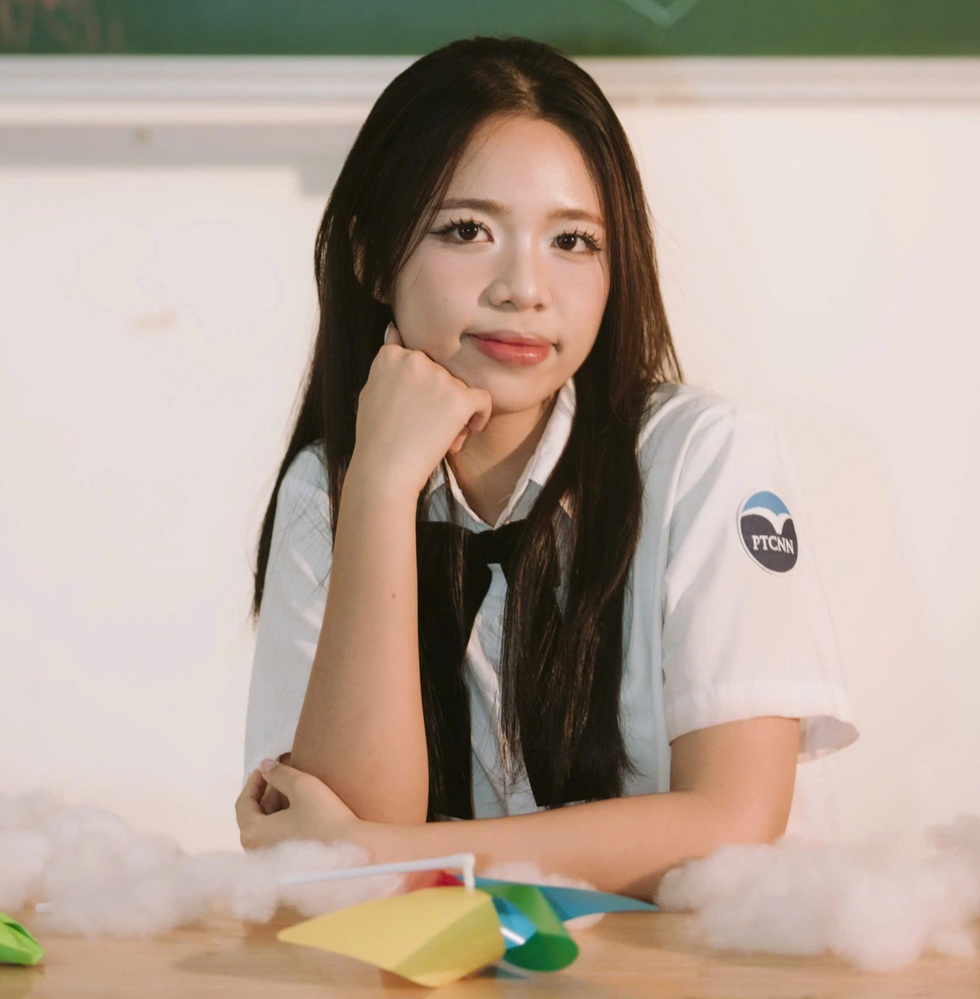 Kvinnlig språkstudent, från 7 poäng i engelska till SAT topp 1% globalt - 2 Nữ sinh chuyên ngữ, từ 7 điểm tiếng Anh đến SAT top 1% toàn cầu - 2