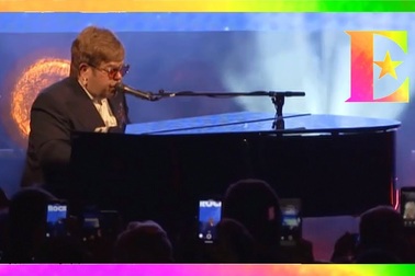 Elton John trình diễn tại LHP Cannes