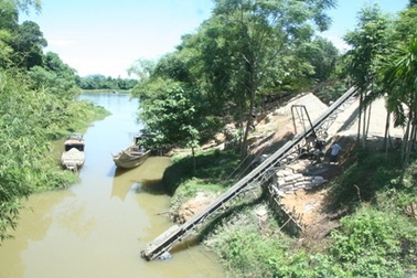 Những biến tướng tinh vi của nạn “cát tặc”