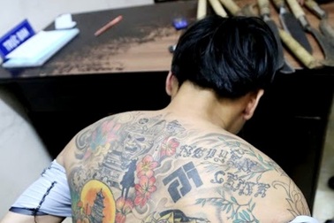 Ngăn chặn kịp thời nhóm thanh niên chở cả bao tải dao rựa đi hỗn chiến