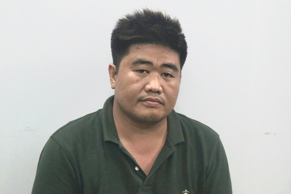 Khởi tố tài xế đánh cụ ông 72 tuổi giữa giao lộ ở phường Sài Gòn - 1 Khởi tố tài xế đánh cụ ông 72 tuổi giữa giao lộ ở phường Sài Gòn - 1