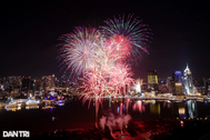 Cả nước đón năm mới 2024 cùng màn pháo hoa, đếm ngược sôi động