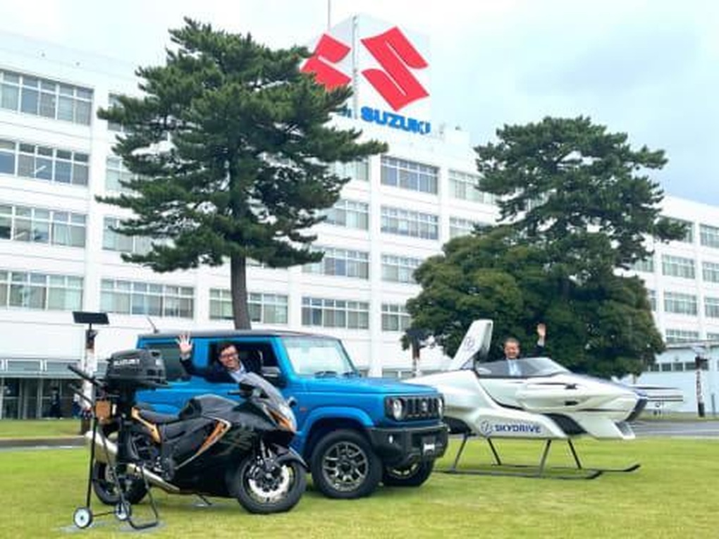 Suzuki hợp tác cùng Skydrive sản xuất ô tô bay 3 chỗ - 3