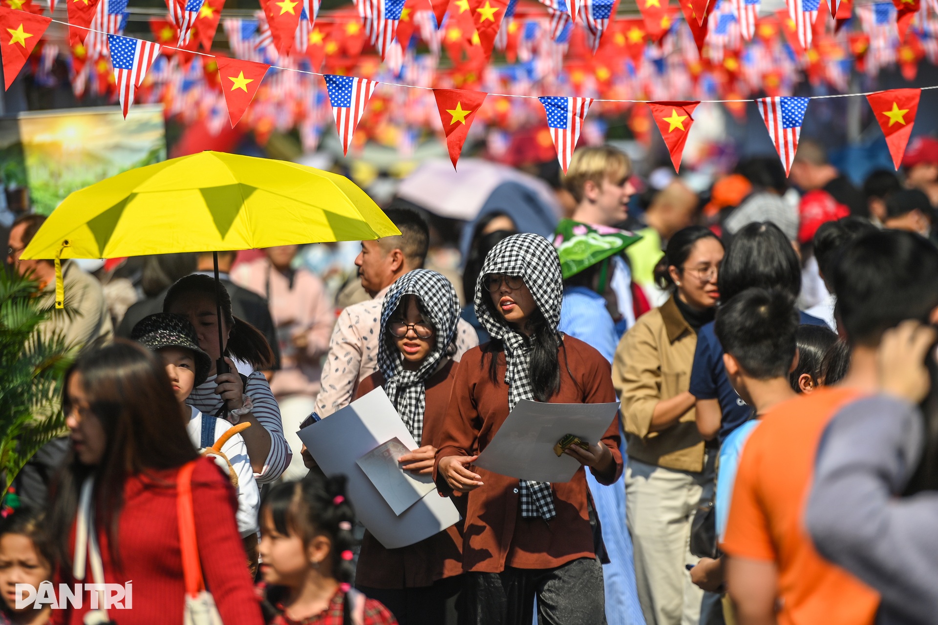 Hàng nghìn người tham gia Ngày hội hữu nghị Việt - Mỹ ở Hà Nội - 3