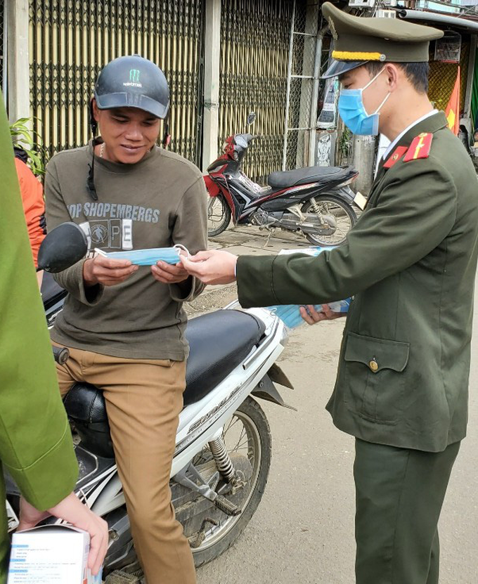 Thừa Thiên Huế : Chỉ sảy ra 3 vụ va chạm giao thông dịp Tết Nguyên đán 2021 - Ảnh 2. Thừa Thiên Huế : Chỉ sảy ra 3 vụ va chạm giao thông dịp Tết Nguyên đán 2021 - Ảnh 2.