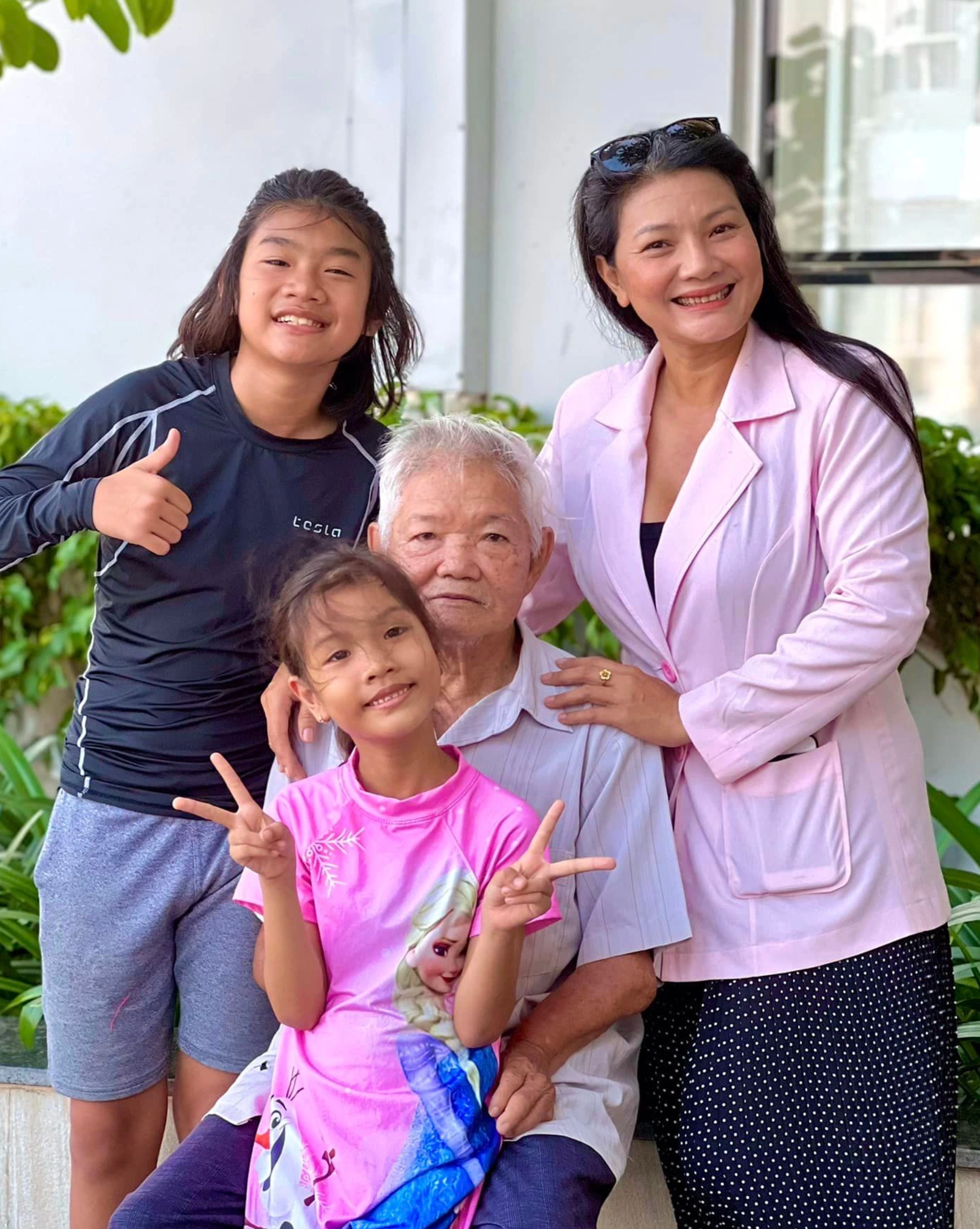 Kiều Trinh: Con gái xấu hổ bỏ học vì tôi bị gọi là nữ hoàng cảnh nóng - 11 Kiều Trinh: Con gái xấu hổ bỏ học vì tôi bị gọi là nữ hoàng cảnh nóng - 11