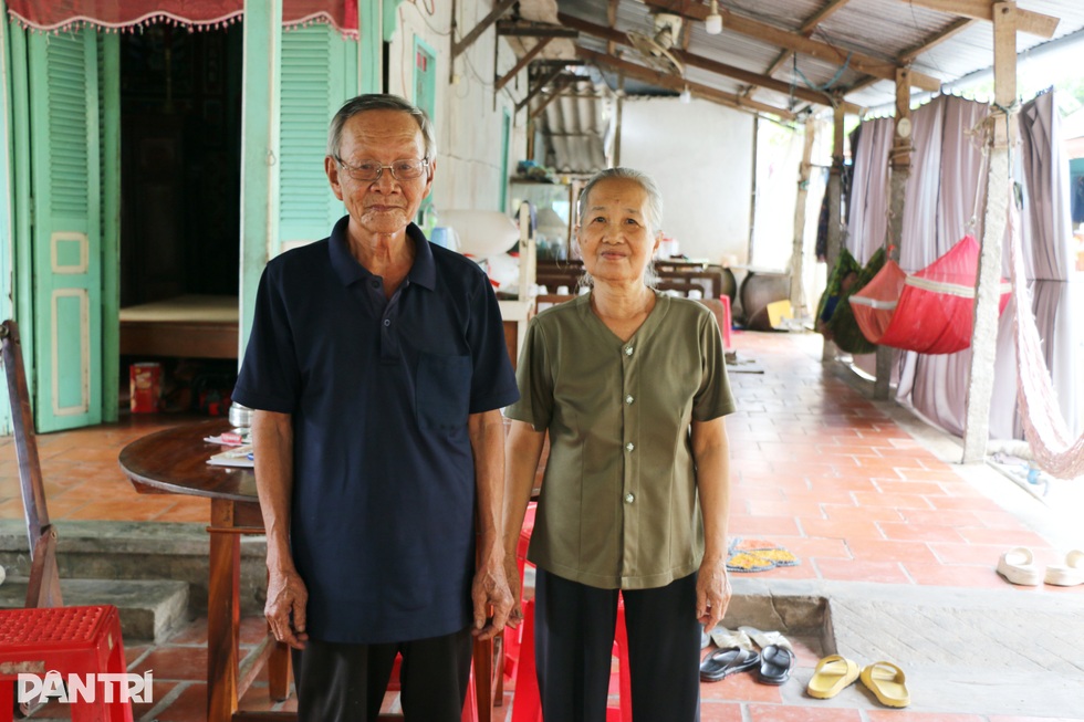 Người đàn ông miền Tây hết mù, hết câm sau khi… chết đi sống lại? - 3 Người đàn ông miền Tây hết mù, hết câm sau khi… chết đi sống lại? - 3