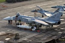 Ukraine tuyên bố hạ cường kích Su-24, buộc phi công Nga nhảy dù ở Bakhmut