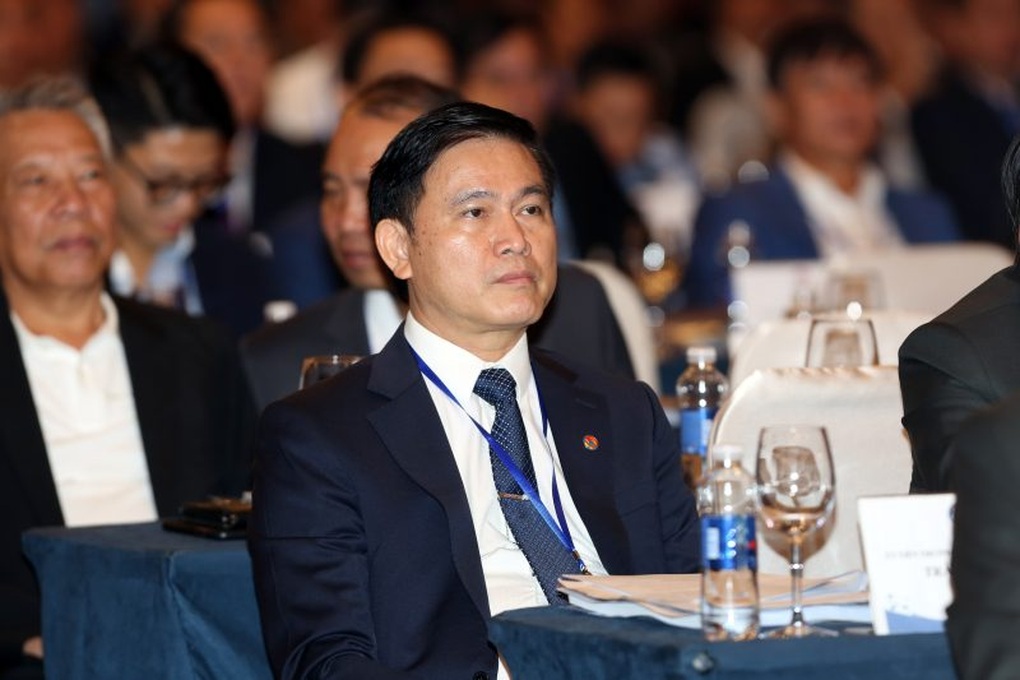 Ông Trần Quốc Tuấn trúng cử Chủ tịch VFF khóa 9 - 2 Ông Trần Quốc Tuấn trúng cử Chủ tịch VFF khóa 9 - 2