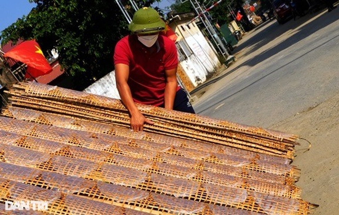 Kiếm tiền triệu mỗi ngày nhờ tráng bánh đa nem phục vụ Tết - 5 Kiếm tiền triệu mỗi ngày nhờ tráng bánh đa nem phục vụ Tết - 5
