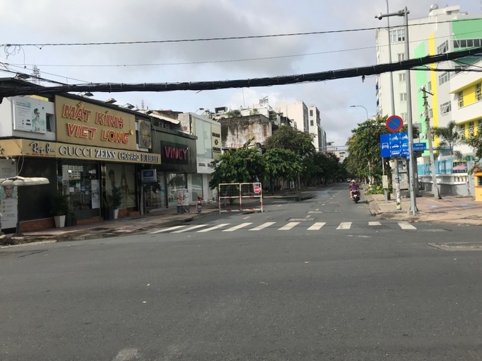 dù nỗ lực kiểm soát dịch, nhưng đâu đó vẫn còn vùng chưa kiểm soát được dịch