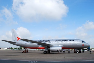 Jetstar Pacific trang bị thêm tàu bay Airbus A320
