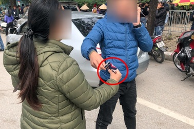 Vé "chợ đen" trận chung kết lượt về AFF Cup 2018 lên đến 15 triệu đồng/cặp