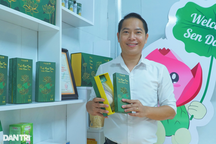 Đưa trà "nuôi" trong bông sen giữa đầm xuất ngoại, thu lãi khủng