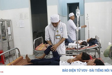 Không xác định được nguyên nhân khiến 86 học sinh bị ngộ độc