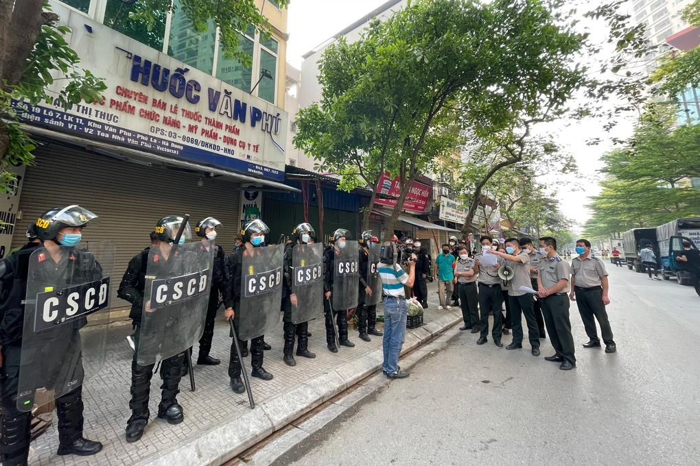 Tránh để khiếu kiện đông người, gây mất an ninh tại nhà riêng lãnh đạo - 1 Tránh để khiếu kiện đông người, gây mất an ninh tại nhà riêng lãnh đạo - 1