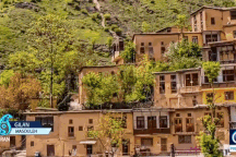 Nơi mái nhà của hàng xóm trở thành lối đi công cộng như trên đường phố