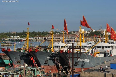 Trung Quốc “xua” gần 9.000 tàu cá ra Biển Đông