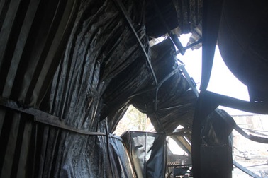 Cháy dữ dội tại xưởng đệm, hàng chục công nhân tán loạn