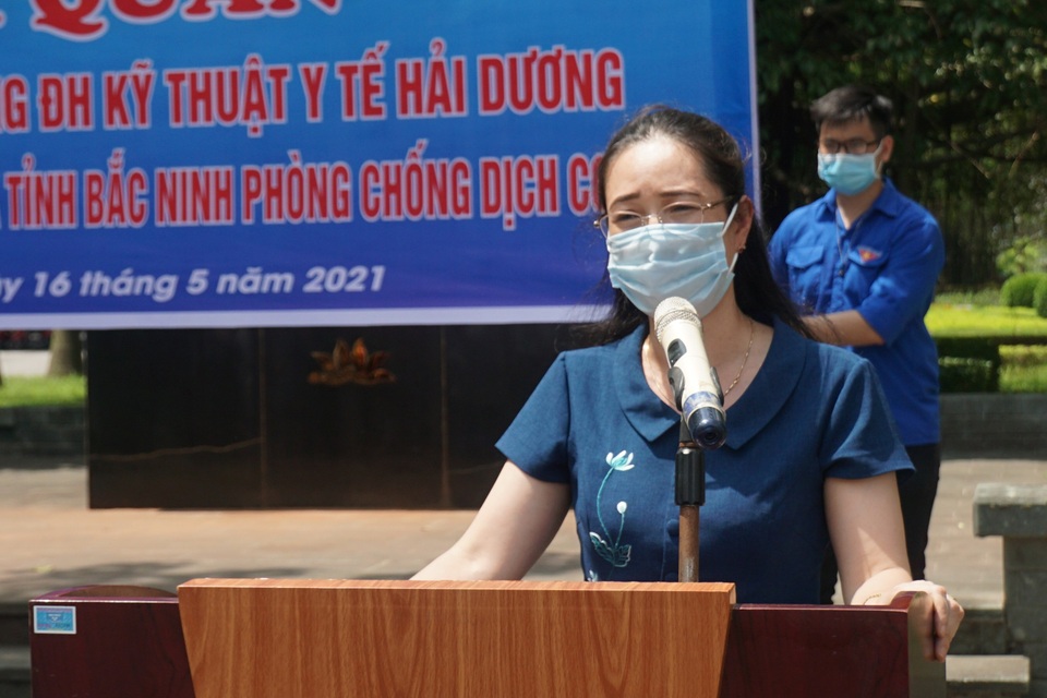 Hải Dương chi viện hơn 260 sinh viên giúp Bắc Giang, Bắc Ninh dập dịch - 3 Hải Dương chi viện hơn 260 sinh viên giúp Bắc Giang, Bắc Ninh dập dịch - 3