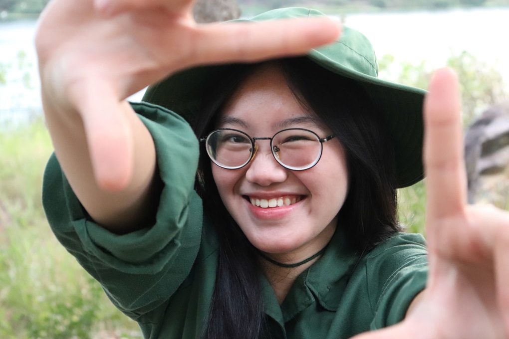 Nữ sinh TPHCM tham gia diễu binh ngày Quốc khánh: Cơ hội chỉ đến một lần - 4 Nữ sinh TPHCM tham gia diễu binh ngày Quốc khánh: Cơ hội chỉ đến một lần - 4