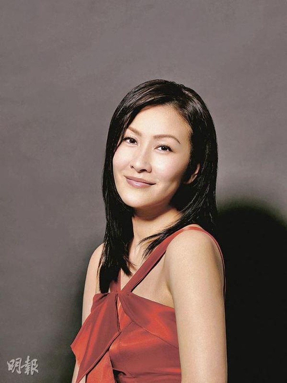 Minh tinh Hồng Kông gồng gánh kinh tế gia đình khi chồng đại gia phá sản - 1