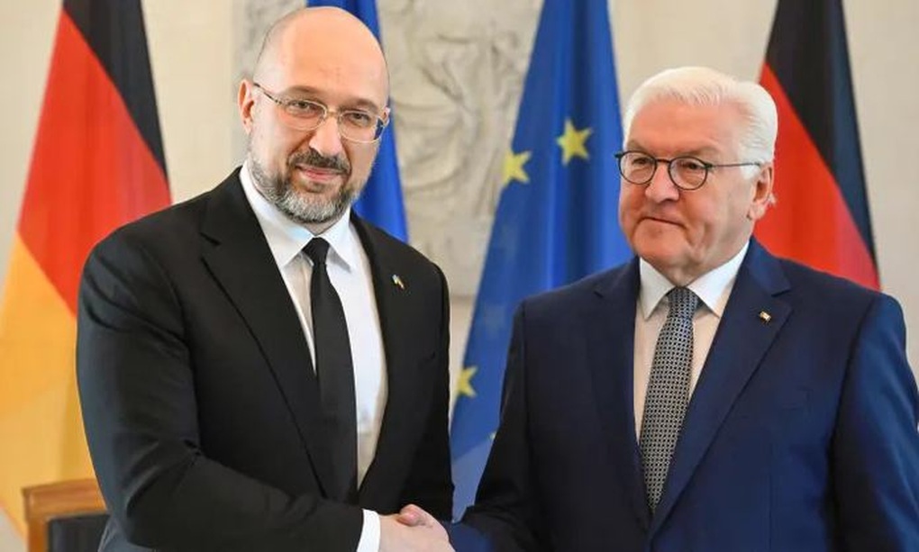 Thủ tướng Ukraine đến Đức, kêu gọi viện trợ vũ khí - 1 Thủ tướng Ukraine đến Đức, kêu gọi viện trợ vũ khí - 1