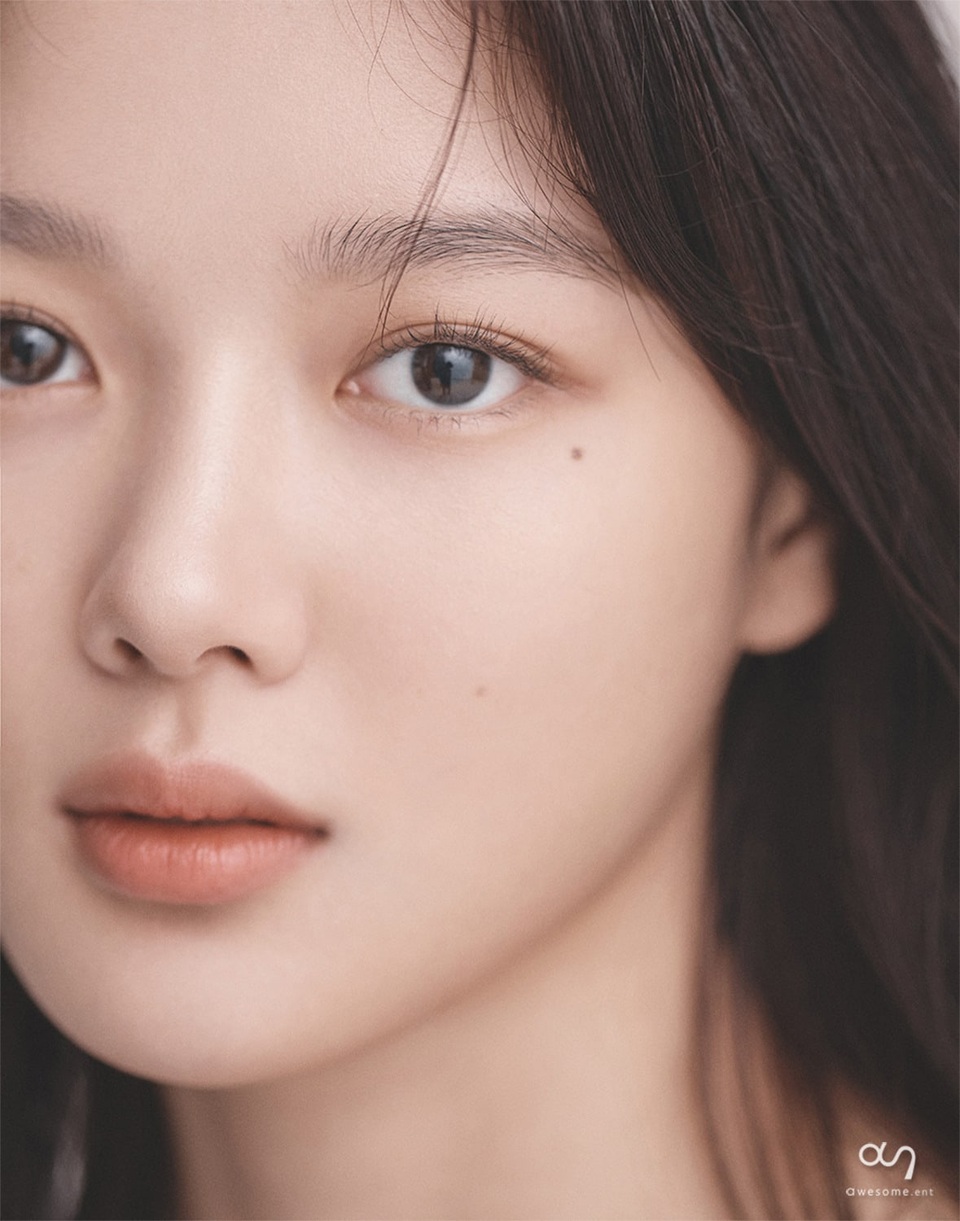 “Em gái quốc dân” Kim Yoo Jung đẹp rực rỡ và tự nhiên - 5 “Em gái quốc dân” Kim Yoo Jung đẹp rực rỡ và tự nhiên - 5