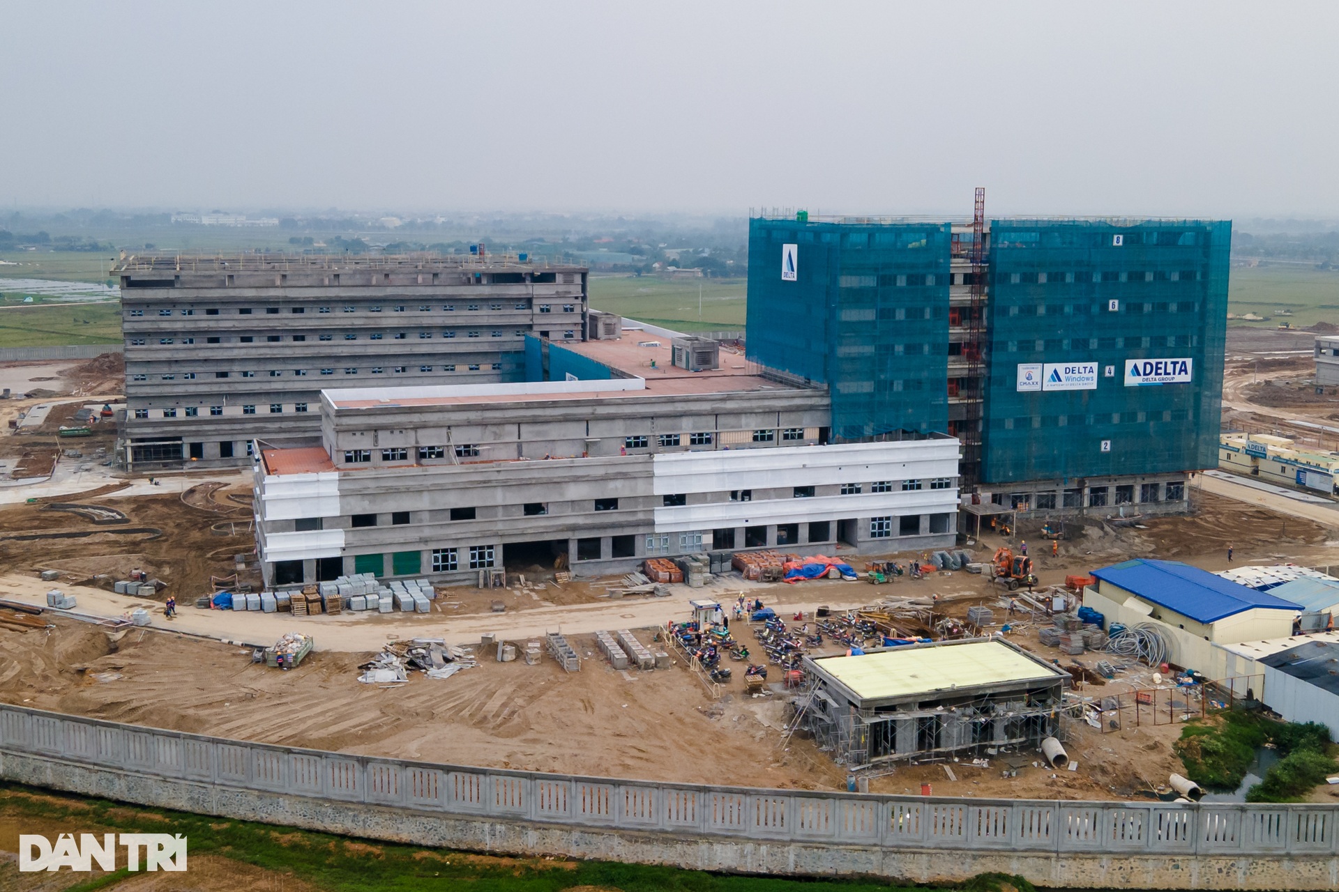 Hình ảnh 2 bệnh viện Trung ương 1.500 tỷ đồng ở Hà Nội sau một năm thi công - 12 Hình ảnh 2 bệnh viện Trung ương 1.500 tỷ đồng ở Hà Nội sau một năm thi công - 12