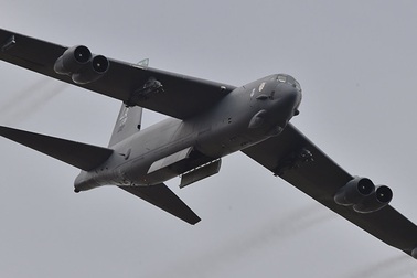 Mỹ điều “pháo đài bay” B-52 diễn tập ném bom gần căn cứ Nga