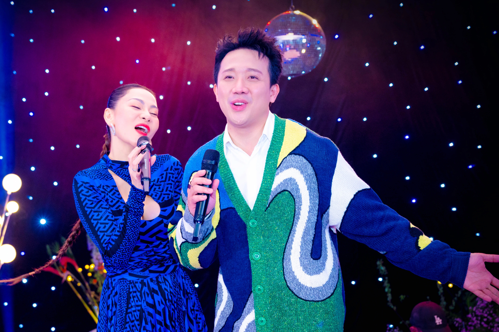 Trấn Thành: Nhiều lúc xem lại video mình khóc, tôi phải tự tát vào mặt - 3 Trấn Thành: Nhiều lúc xem lại video mình khóc, tôi phải tự tát vào mặt - 3