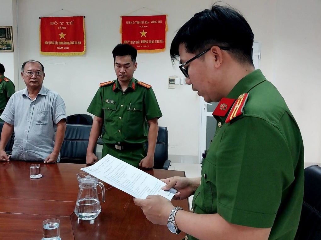 Khởi tố Giám đốc Sở Y tế Bà Rịa - Vũng Tàu - 1 Khởi tố Giám đốc Sở Y tế Bà Rịa - Vũng Tàu - 1