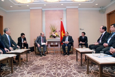 Thủ tướng: Đảm bảo môi trường đầu tư, kinh doanh thông thoáng hơn