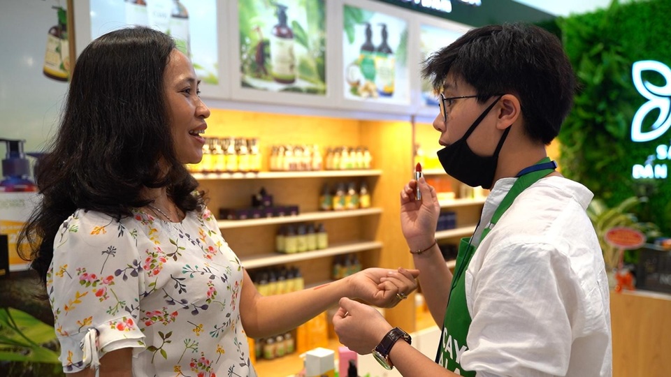 Cỏ Cây Hoa Lá khai trương gian hàng đầu tiên tại TP. HCM - 5 Cỏ Cây Hoa Lá khai trương gian hàng đầu tiên tại TP. HCM - 5