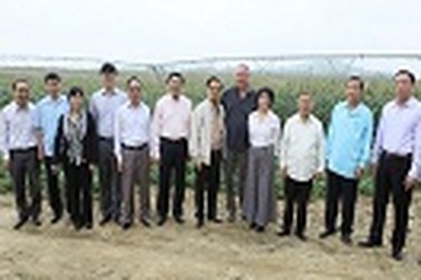 Đoàn lãnh đạo cấp cao nước CHDCND Lào thăm và làm việc tại trang trại TH